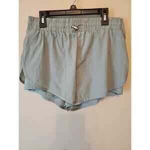 Victoria Secret On Point Sage Green Athletic Shorts Size Small‎